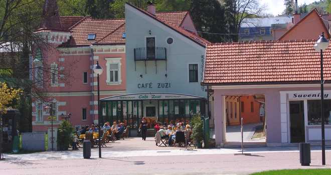Cafe Restaurant ZUZI